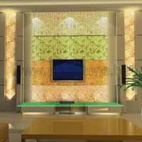 проект стена: мозаика из медового оникса с встроенным телевизором.